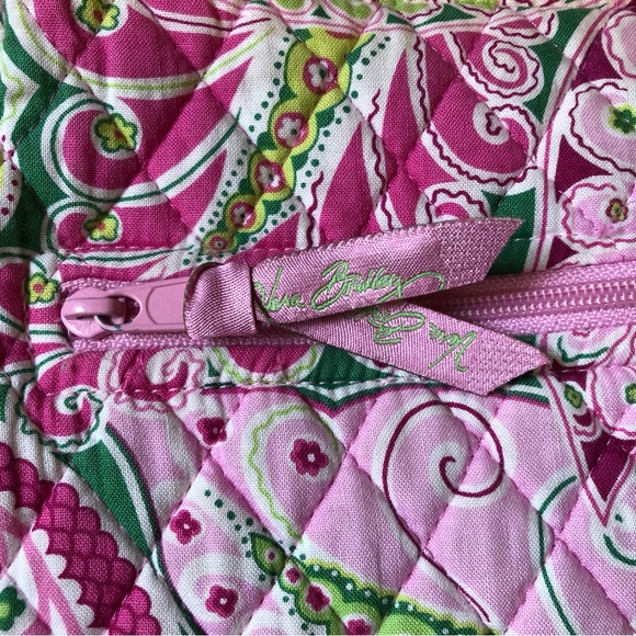 VERA BRADLEY HIPSTER CROSSBODY BAG PINK  EXCELLENT PRELOVED - Picture 9 of 15